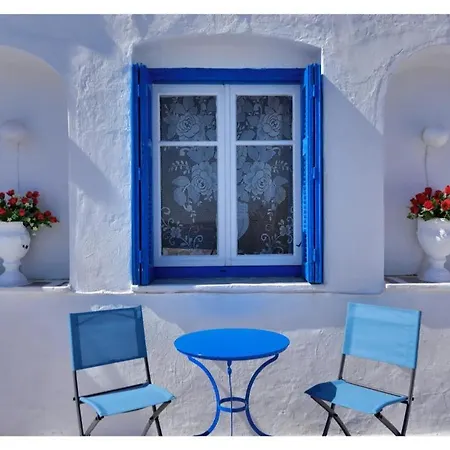 Apartment Auntie's House Adamantas (Milos)